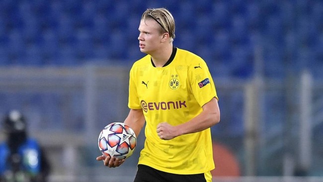 随着皇家社会爆冷1-2赫罗纳，西甲最新积分榜出炉：三雄争霸（皇家社会1-2冷负赫罗纳，西甲新积分榜出炉：三强争霸）