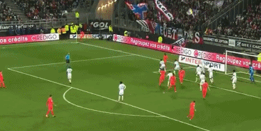 皇马对阵塞尔塔大名单：阿诺德因伤缺阵，卡马文加在列