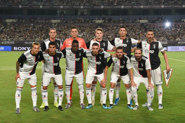 斯拉维亚主帅：我们让阿森纳踢得很艰难，但球队犯了致命失误（斯拉维亚主帅：阿森纳被我们逼得不轻松，球队却被致命失误拖累）