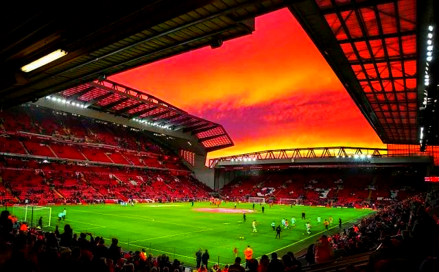 厄德高：梅里诺拥有进球嗅觉，他总是能出现在正确的位置上（厄德高：梅里诺进球直觉出色，总能出现在最关键的位置）