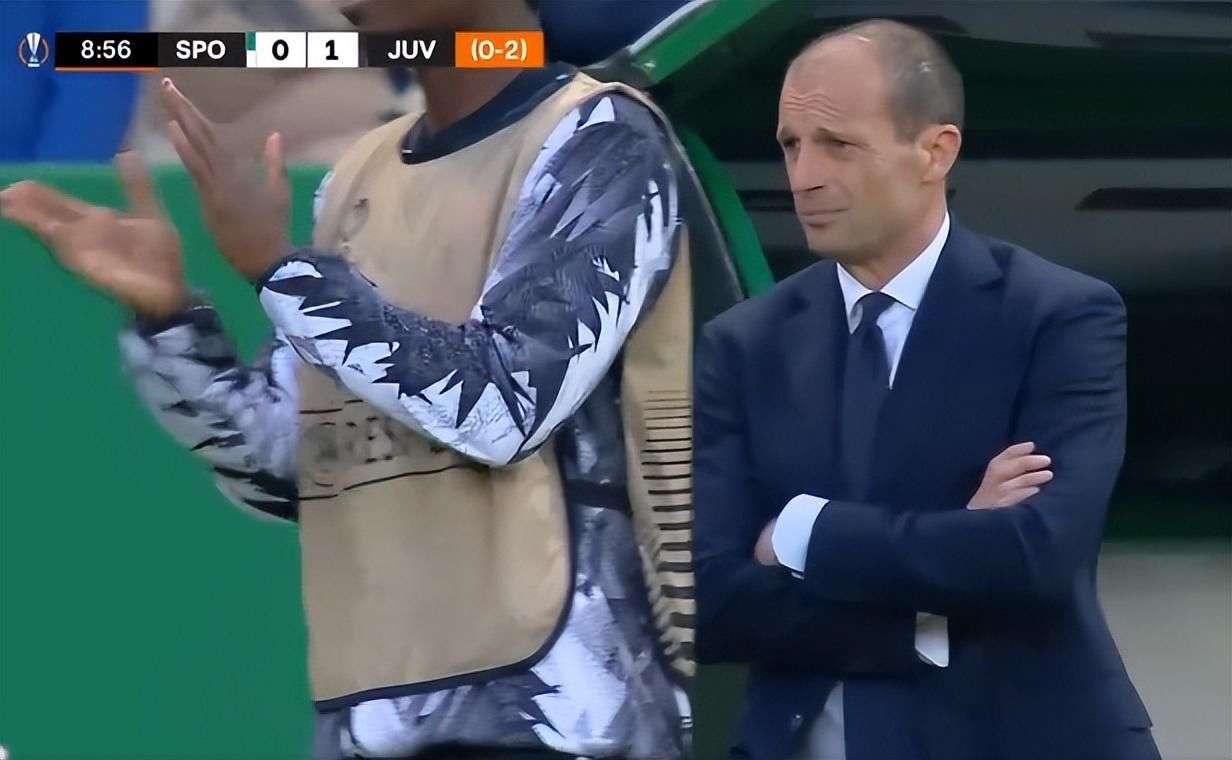 本赛季新秀单场20+场次：克尼佩尔10次，二三名合计只有9次（本季新秀20+场次数榜：克尼佩尔10场，第二三名合计仅9场）