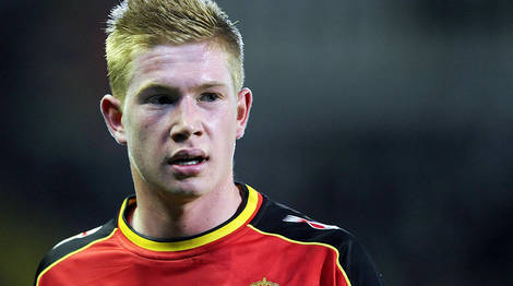 斯基拉：哈托今天与切尔西签约至2032年，并附带1年续约选项（斯基拉：哈托今日与切尔西签约至2032年，合同含1年延长选项）