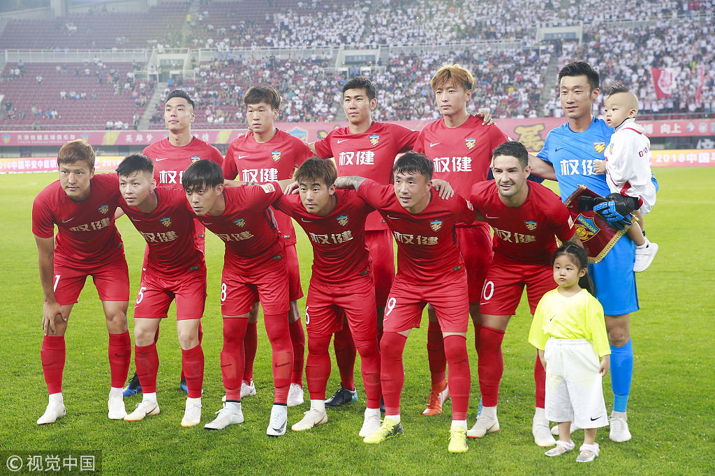 继沧州、广州解散后，中超又现大雷！欠税上亿，这3支球队存亡一线（沧州、广州解散余波未平，中超再起风暴：上亿税款未缴，三队命悬一线）