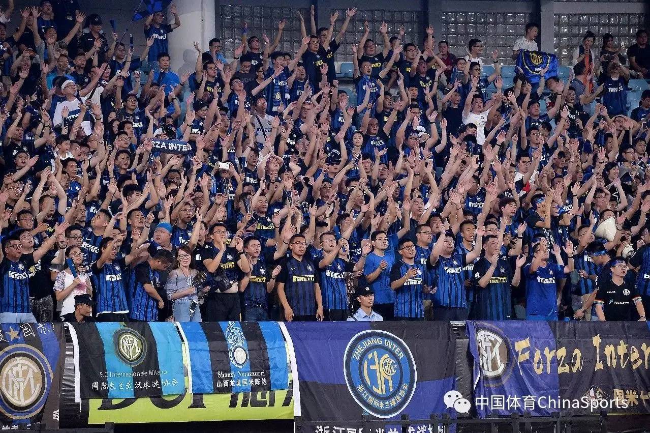 独行侠队记：浓眉表示他计划出战明天对阵火箭的背靠背比赛（独行侠记者：浓眉称计划出战明日背靠背对阵火箭的比赛）