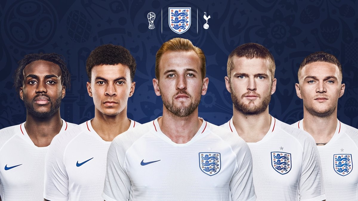 周末足坛激烈对决，拜仁、曼城、巴萨、AC米兰分别取得胜利，上演精彩绝杀。（周末豪门齐报捷！拜仁、曼城、巴萨、AC米兰相继取胜，上演压哨绝杀）