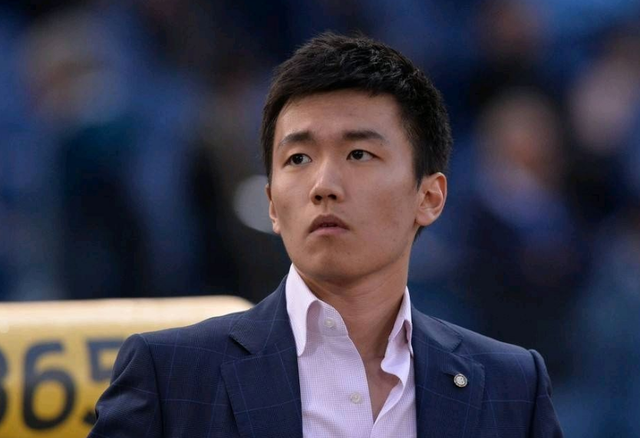 内维尔：利物浦一次次犯错，你真没法信任他们（内维尔：利物浦接连失误，实在让人难以信任）