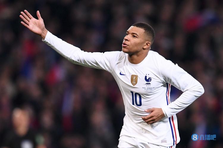 阿斯：齐达内重返皇马的传闻不属实，他明夏将接手法国队（阿斯辟谣：齐达内无缘重返皇马，预计明夏执掌法国队）