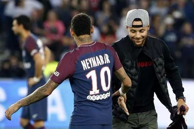 官方：河南队与体育总监贝拉-加西亚续约（官宣：河南队续签体育总监贝拉-加西亚）